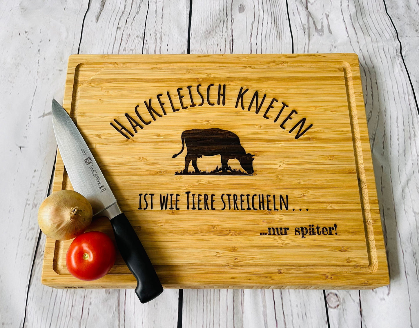 Bambus Schneidebrett Hackfleisch kneten Küche Geschenk Geburtstag Männer Einzug Richtfest