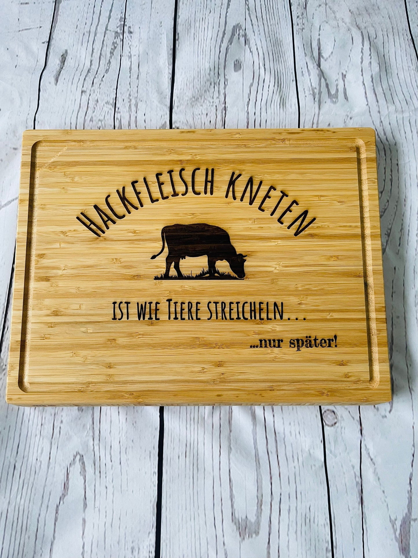 Bambus Schneidebrett Hackfleisch kneten Küche Geschenk Geburtstag Männer Einzug Richtfest
